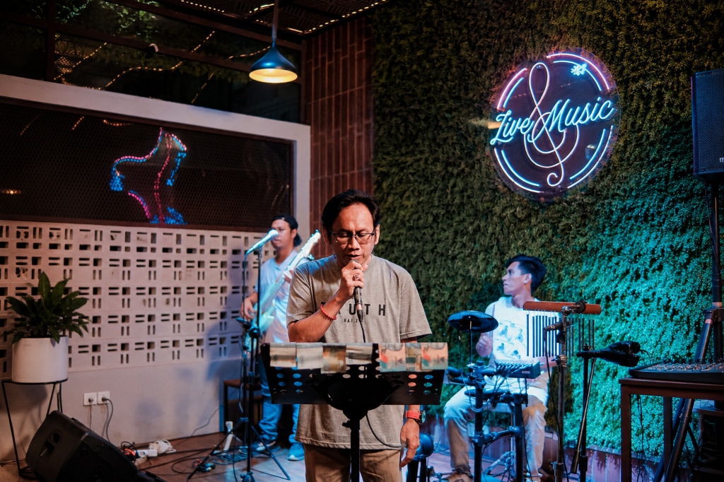 Live Music Night